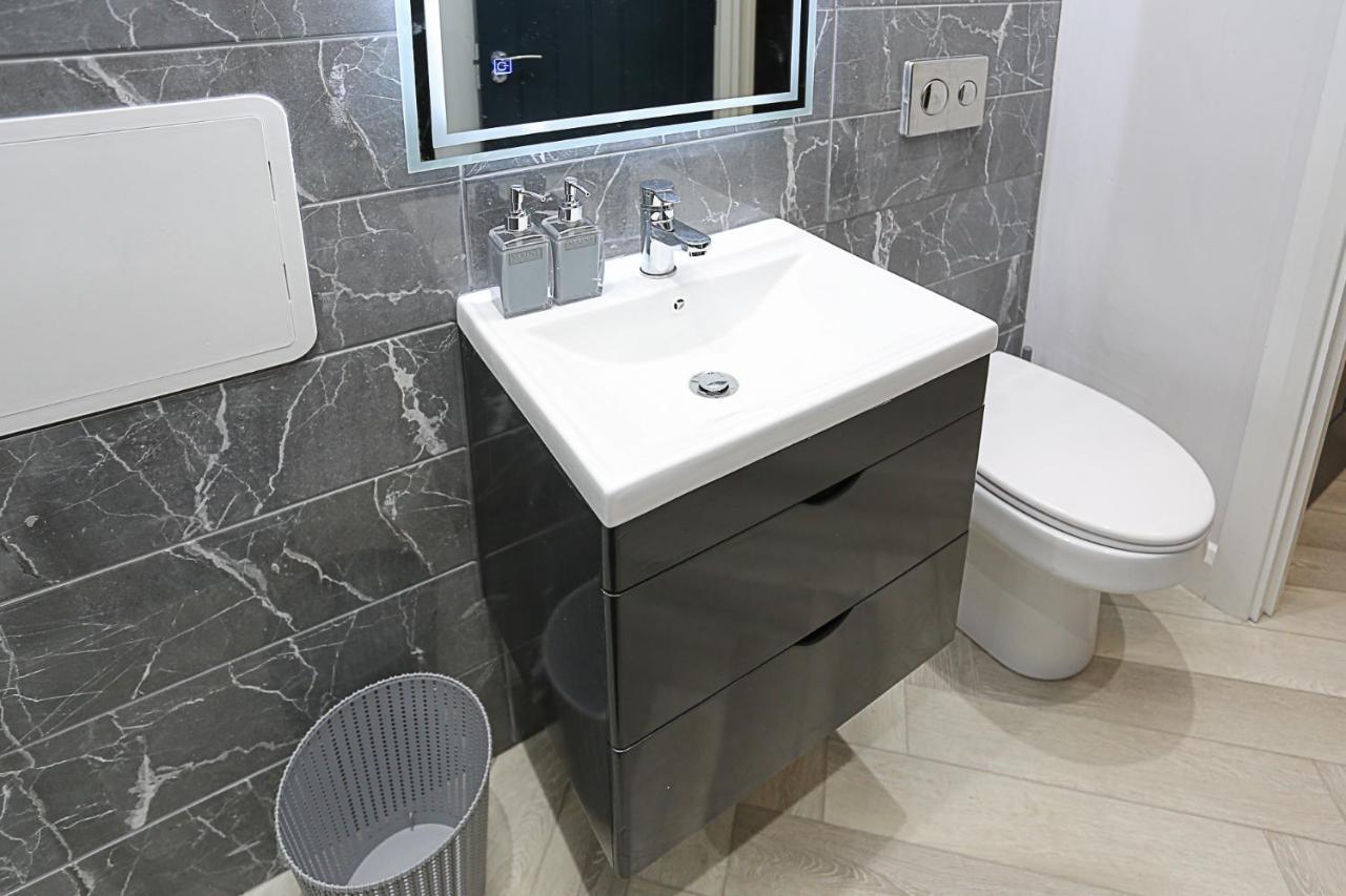 No1 Luxury Service Apartments 벨파스트 외부 사진